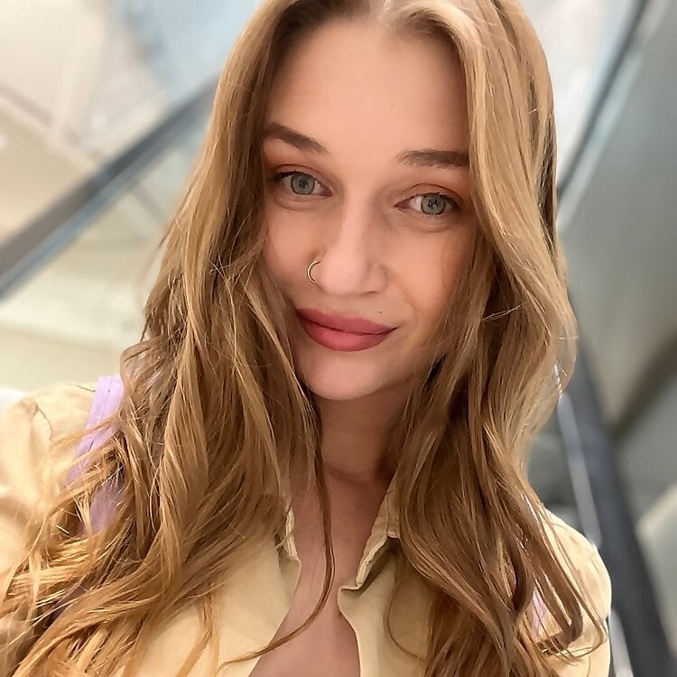 Christinelive