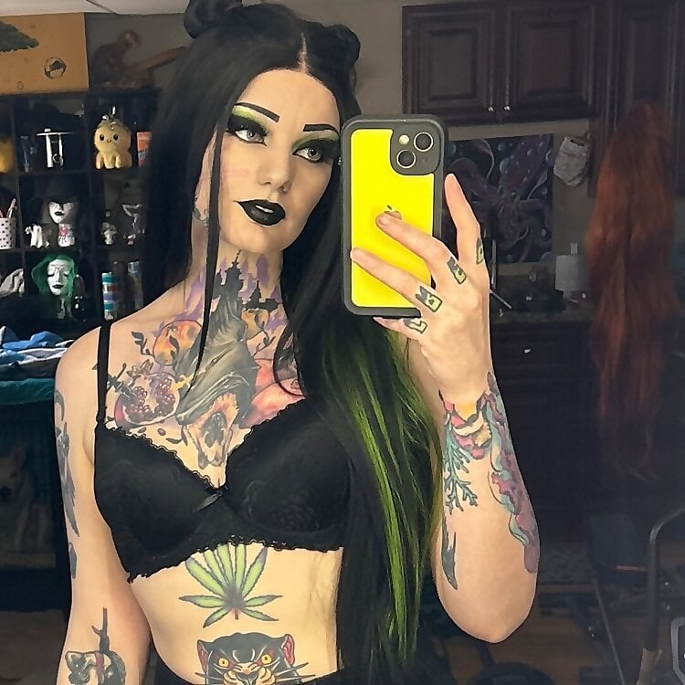 Meghanfuxxx