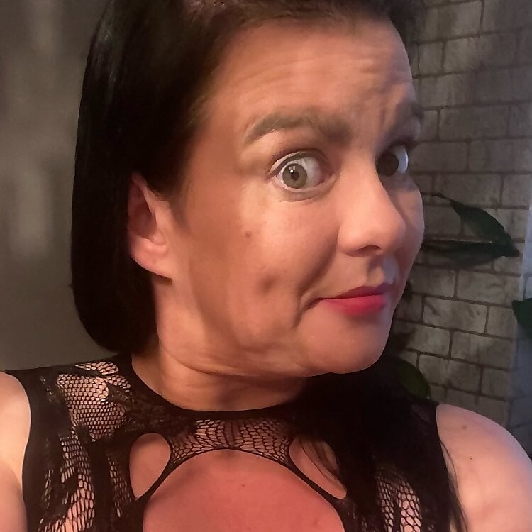 Missdimplesbbw