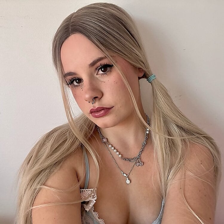 Sunflowernympho